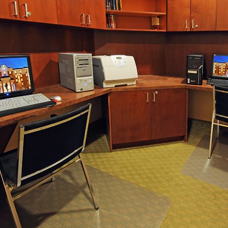 Holiday Inn Express Brampton By Ihg Luaran gambar