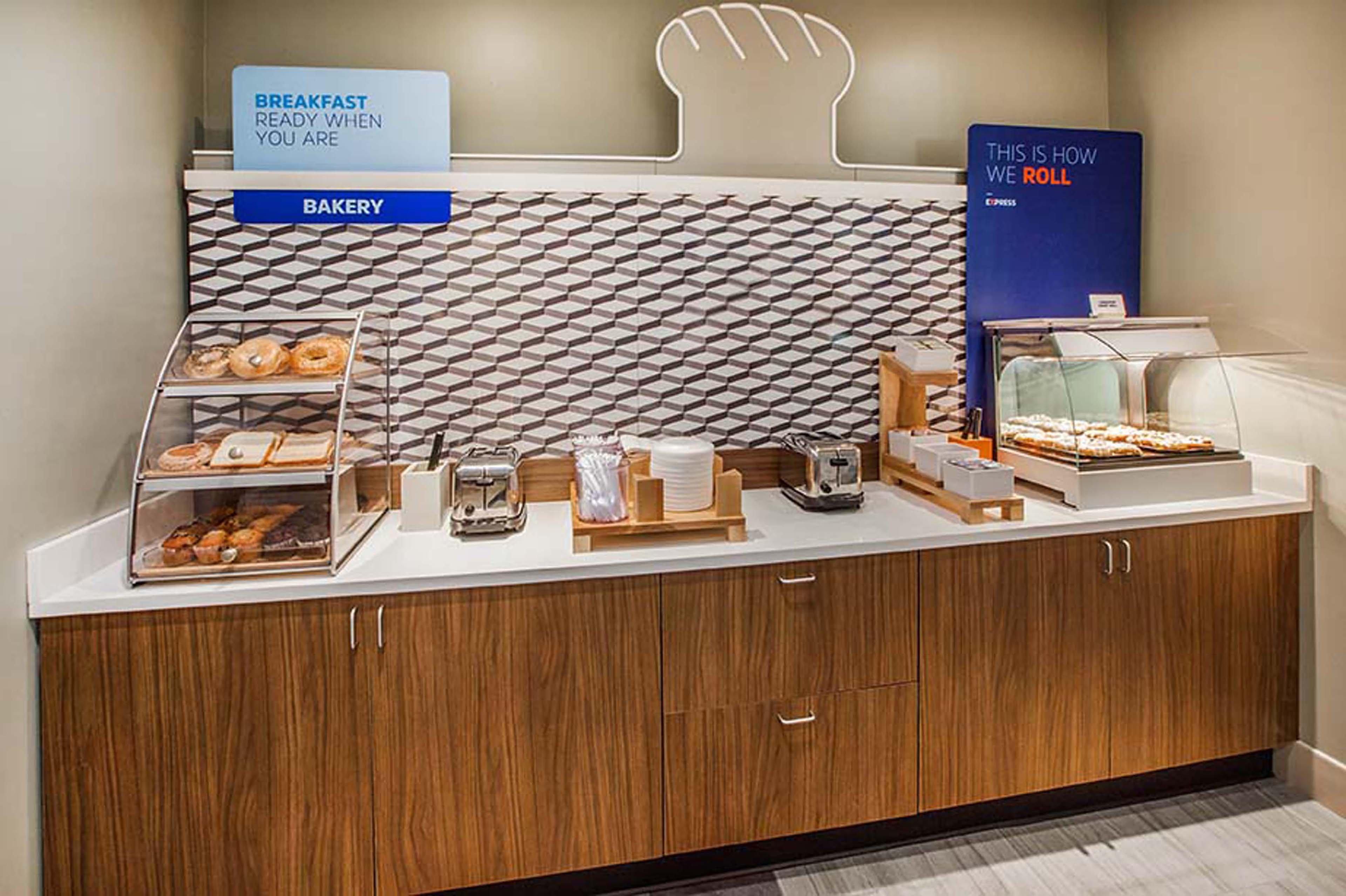 Holiday Inn Express Brampton By Ihg Luaran gambar