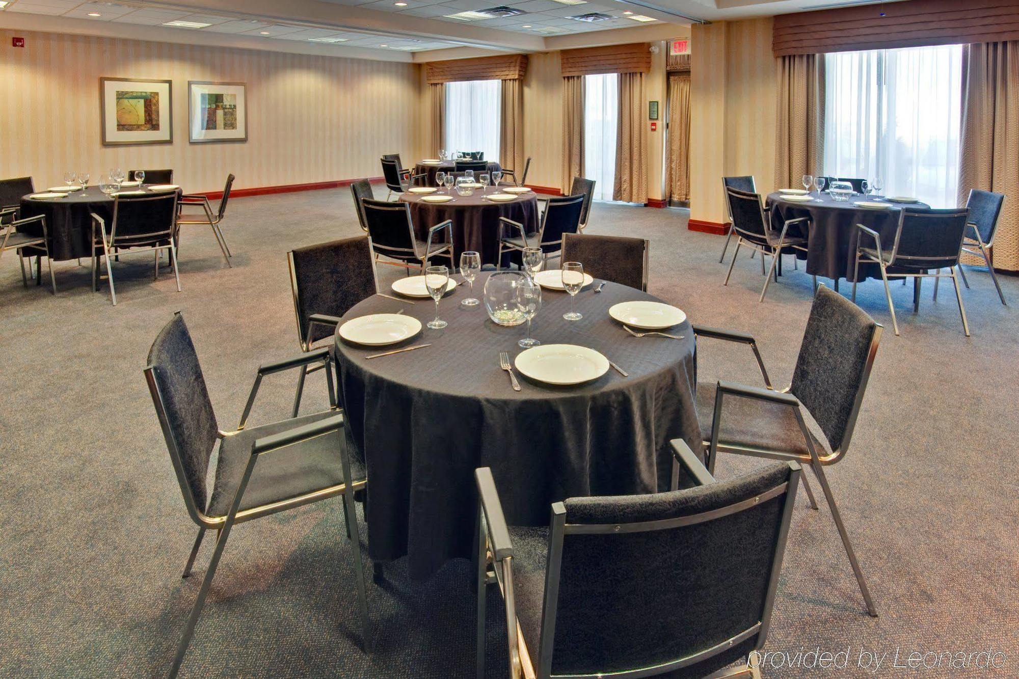 Holiday Inn Express Brampton By Ihg Luaran gambar